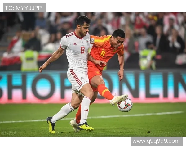 足球明星感人瞬间合集用爱与温暖传递正能量的视频分享